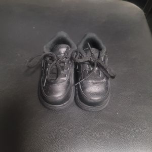 Solid black toddler airforce one size 6